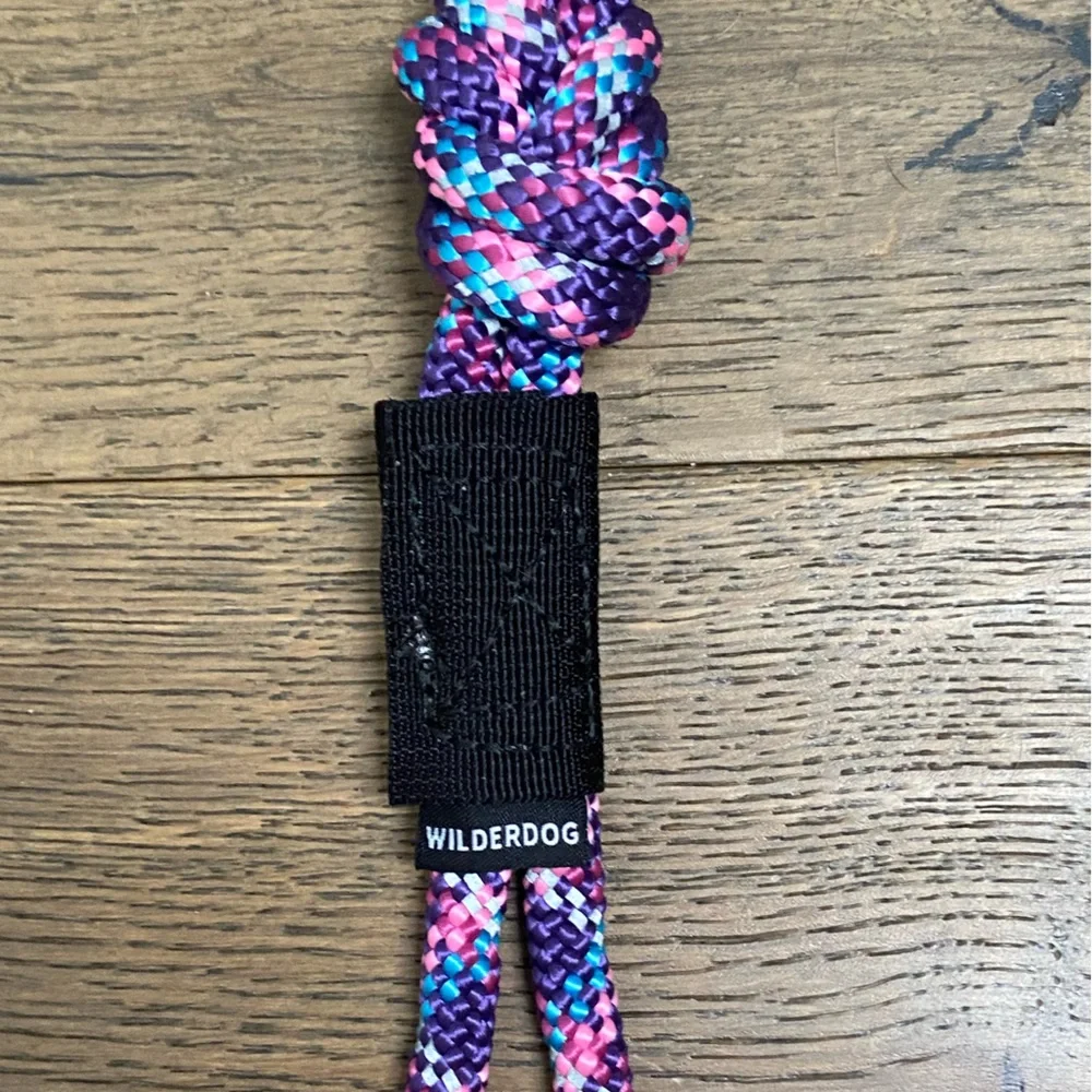 Wilderdog Rope Keychain, Razzleberry - NWT - Picture 3 of 7